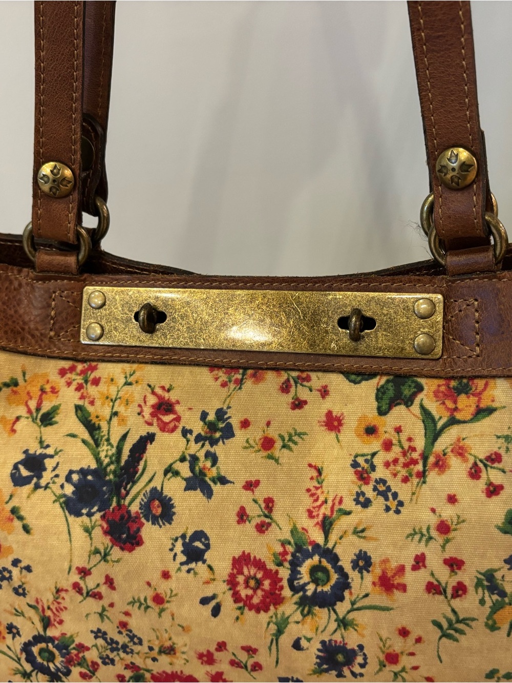 Patricia Nash Cream Floral Canvas Tote with Brown Leather Trim - Picture 13 of 16